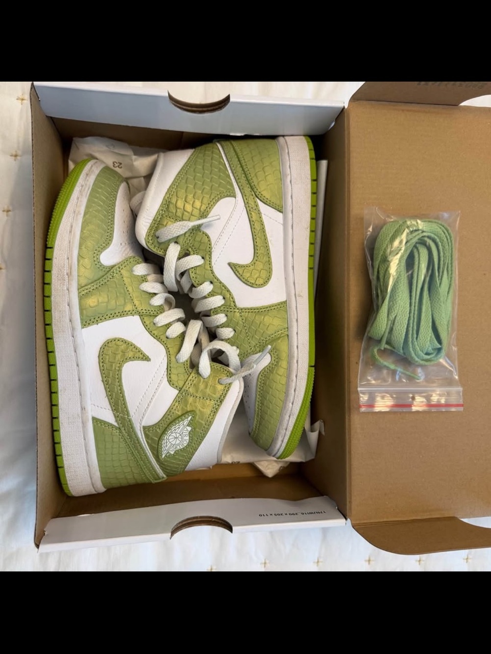 Air Jordan 1 Mid SE’ ‘Green Python’